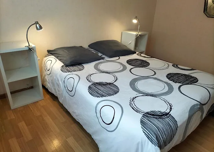Petite Maison, Le Charme De L\'Ancien