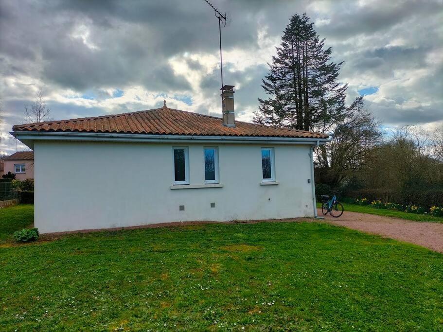 Petite Maison, Le Charme De L'ancien